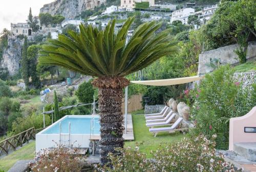 AMALFI - VILLA DI LUSSO A PICCO SUL MARE - image 7