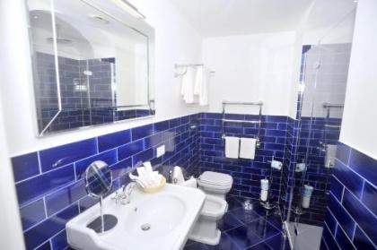 Core Amalfitano City Suites - image 13
