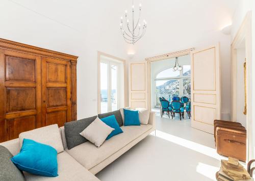 AMORE RENTALS - Palazzo della Storia - image 5
