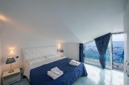 Amalfi Coast Apartment Mareblu - image 5