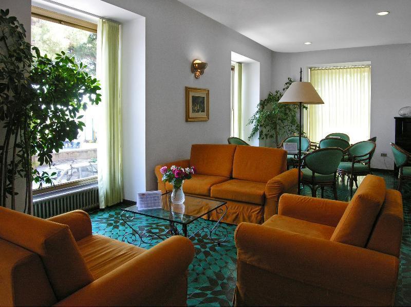 Hotel La Bussola - main image