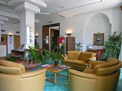 Hotel La Bussola - image 2