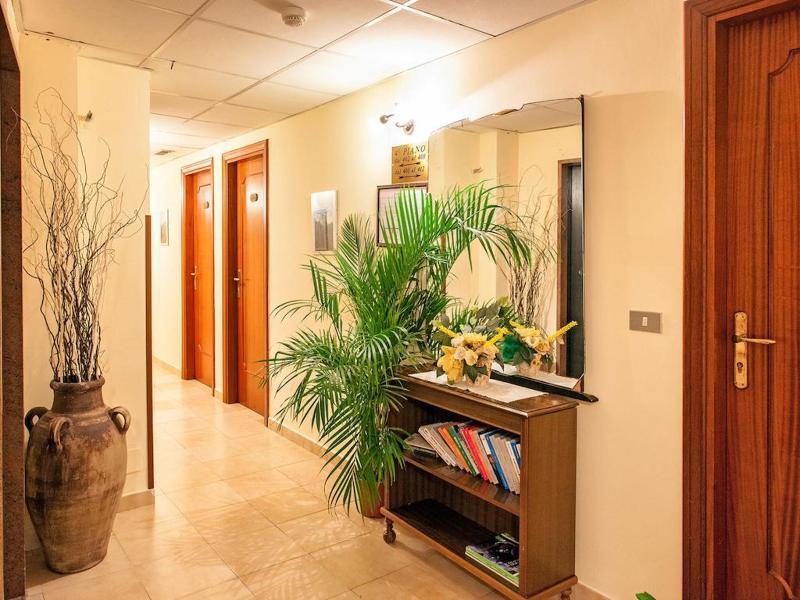 Hotel Amalfi - image 3