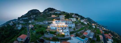 Albergo Dipinto BaccoFurore - image 10