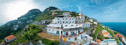 Albergo Dipinto BaccoFurore - image 9