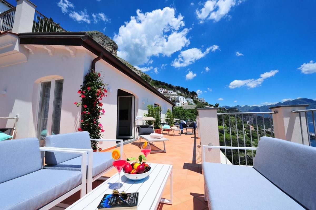 Amalfi Blu Retreat - main image