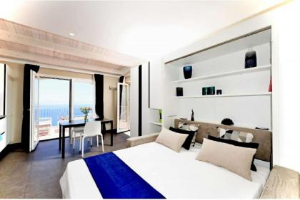 Amalfi Blu Retreat - image 11