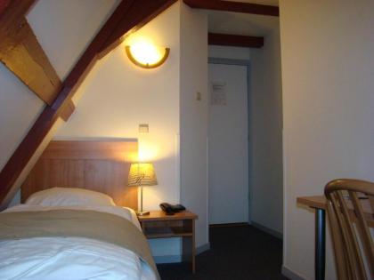 Rokin Hotel - image 19