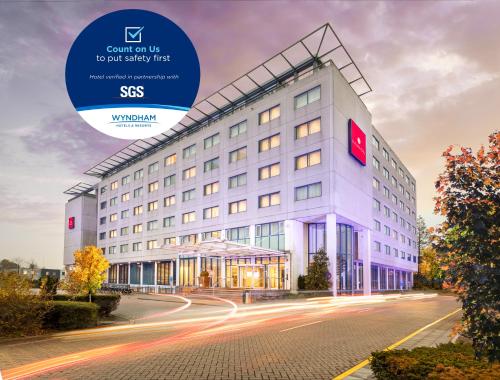 Ramada by Wyndham Amsterdam Airport Schiphol - main image