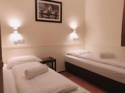 Orange Tulip Hotel - image 15