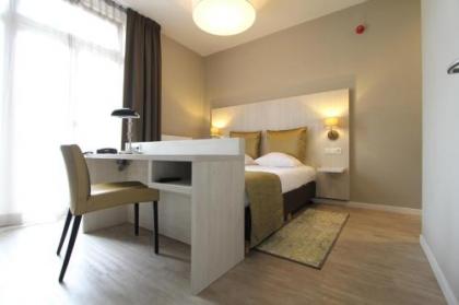 Apple Inn Hotel - image 4