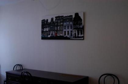 Hotel 83 - image 9