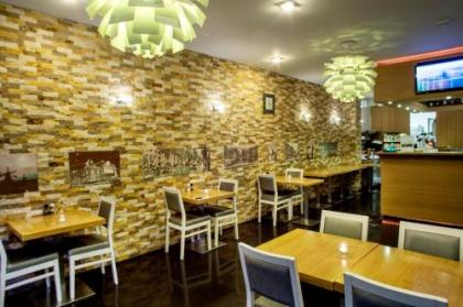Hotel Larende - image 8