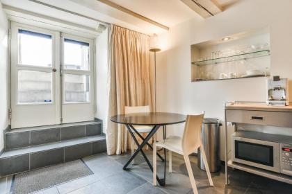 Amsterdam Canal Guest Apartment - image 8