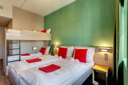 MEININGER Hotel Amsterdam City West - image 12