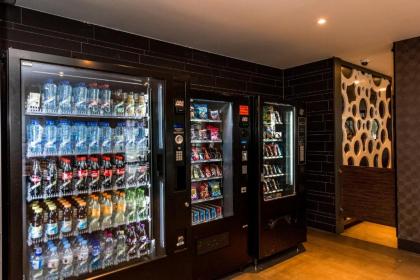 XO Hotels Park West - image 9
