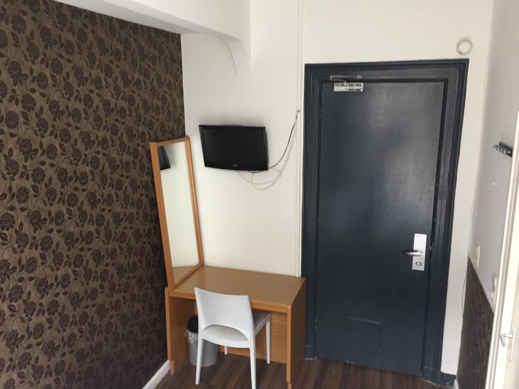 Hotel Amsterdam Inn - image 3