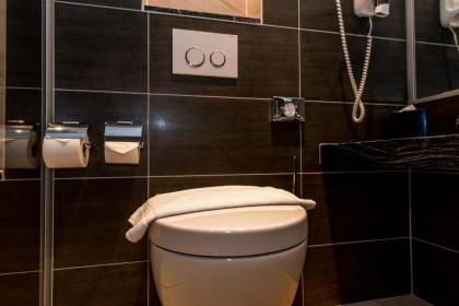 XO Hotels Couture - image 18