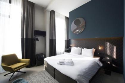PH Hotel Oosteinde - image 1