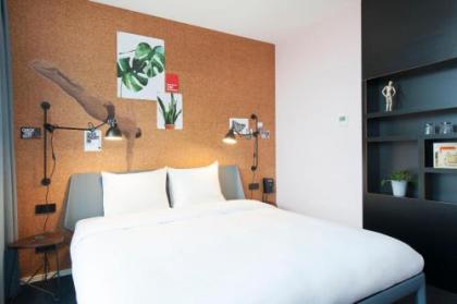 Conscious Hotel The Tire Station - image 13