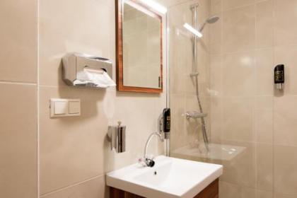 Hotel King's Court - image 16
