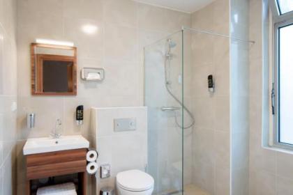 Hotel King's Court - image 19