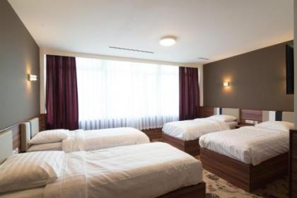 Hotel King's Court - image 20