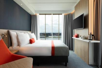 Holiday Inn Express Amsterdam - North Riverside - image 17