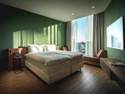 Van der Valk Hotel Amsterdam Zuidas - image 20