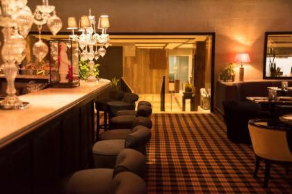 President Hotel - image 12
