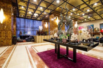 President Hotel - image 2