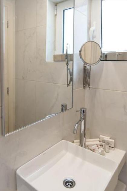 Athens Cypria Hotel - image 8