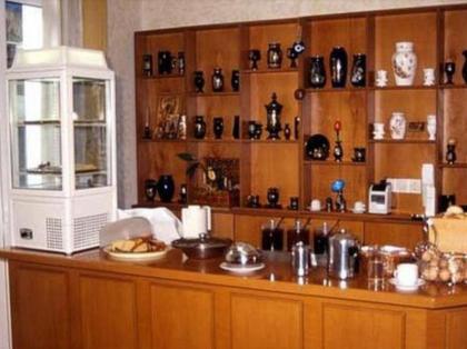 Cecil Hotel - image 13