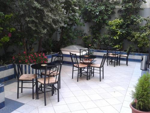 Centrotel Hotel - image 3