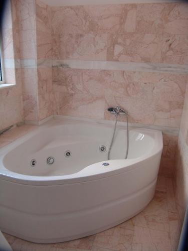 Art Suites Athens - image 6