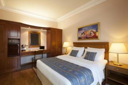 Electra Hotel Athens - image 4
