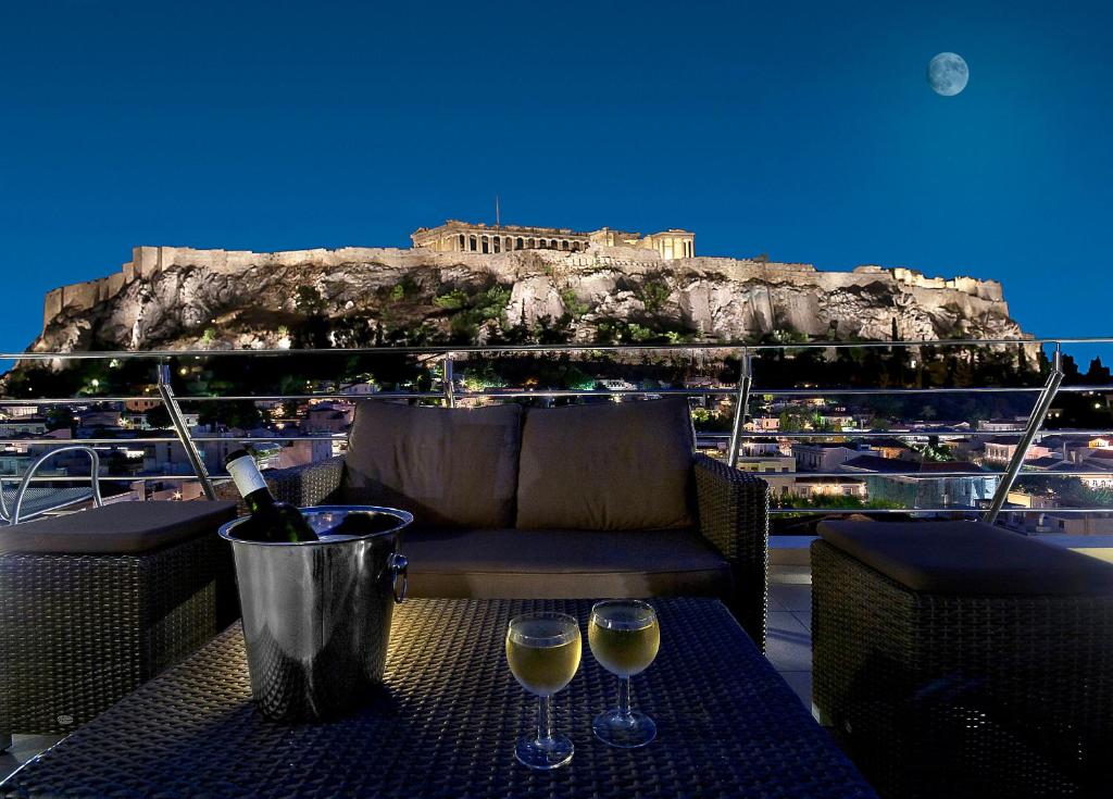 Plaka Hotel - main image
