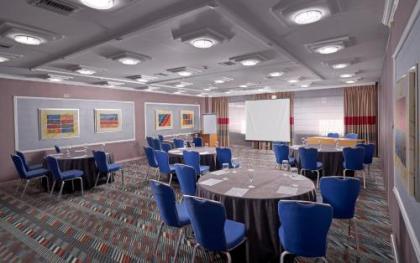 Crowne Plaza Athens City Centre - image 8