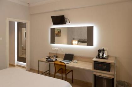 Pan Hotel - image 16