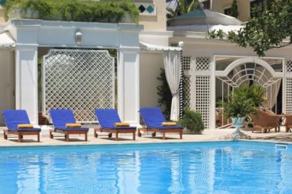 Royal Olympic Hotel - image 10