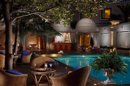Royal Olympic Hotel - image 16