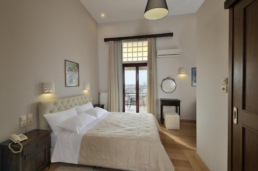 Dryades & Orion Hotel - main image