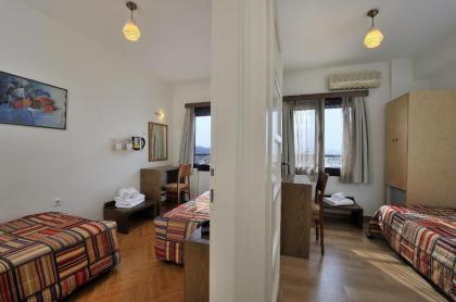 Dryades & Orion Hotel - image 8