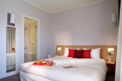 Novotel Athenes - image 13