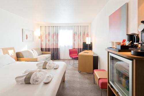 Novotel Athenes - image 4