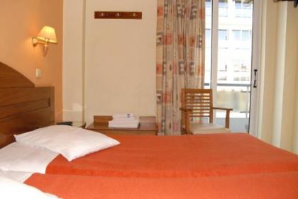 Vienna Hotel - image 13