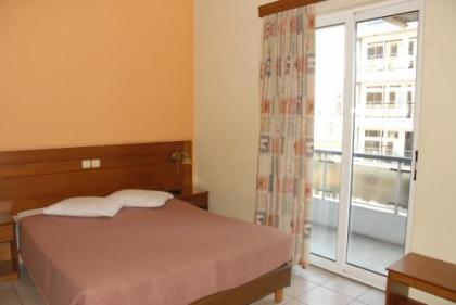 Vienna Hotel - image 16