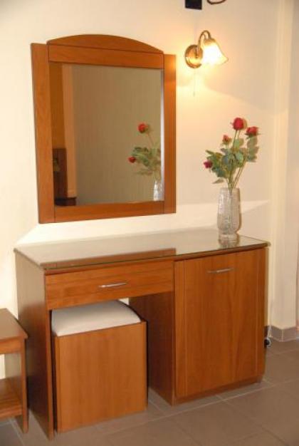 Vienna Hotel - image 20