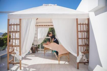 St. George Lycabettus Hotel - image 14