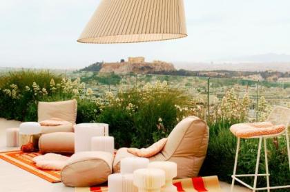 St. George Lycabettus Hotel - image 9